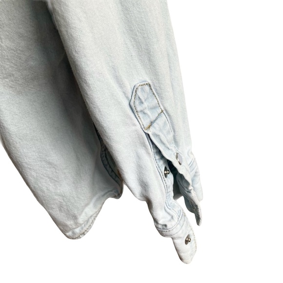 Vintage Levi's Western Denim Shirt Size L 100% Cotton Light Wash Button Down Top - Picture 9 of 14